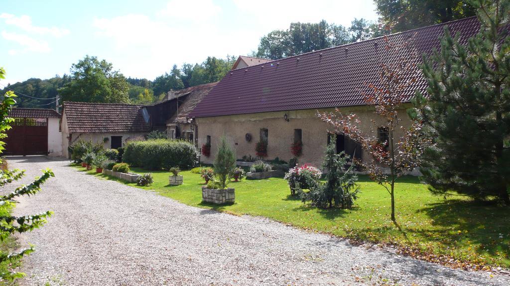 Penzion Padrtuv Mlyn Třebíč Buitenkant foto