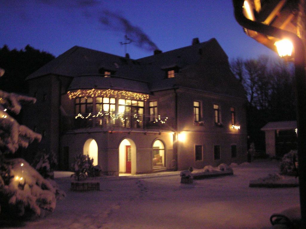 Penzion Padrtuv Mlyn Třebíč Buitenkant foto